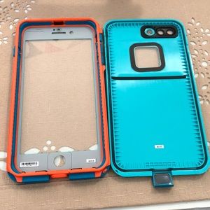 IPhone 7 or 8 Plus lifeproof fre original case.